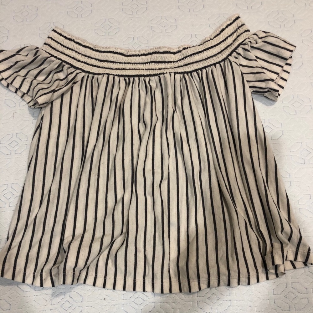 American Eagle off the shoulder striped blouse
